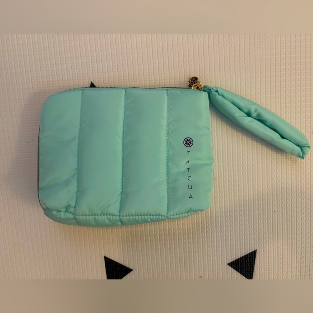 Tatcha Mint Green Puffy Quilted Cosmetic Skin Care Bag - NWOT